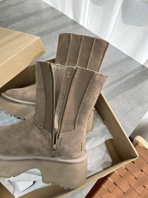 wholesale quality ugg boots model no. 4